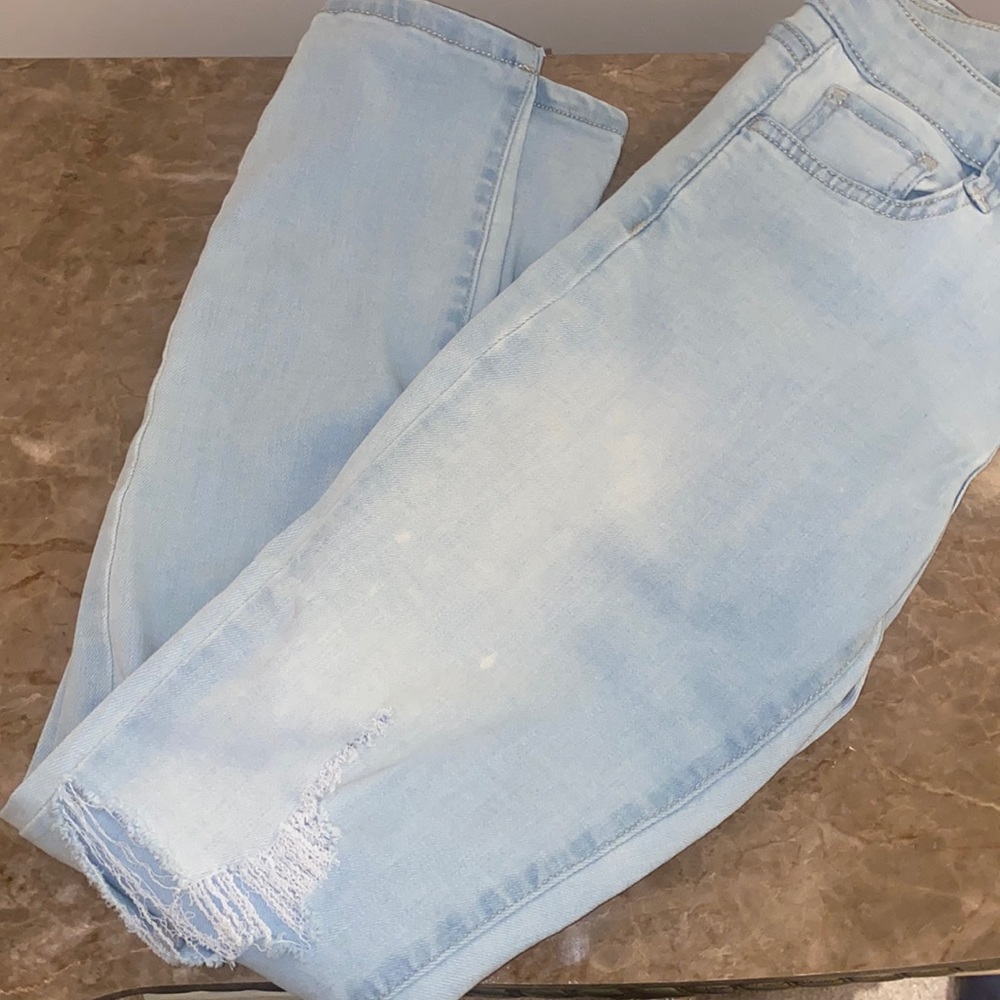 Arizona ripped jeans